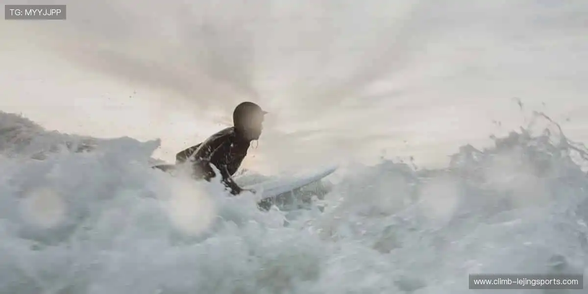 球迷的第二主场,🎯 从球星同款到限量周边,一网打尽你的热爱!